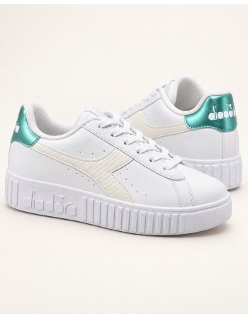 Дамски бели кожени кецове DIADORA
